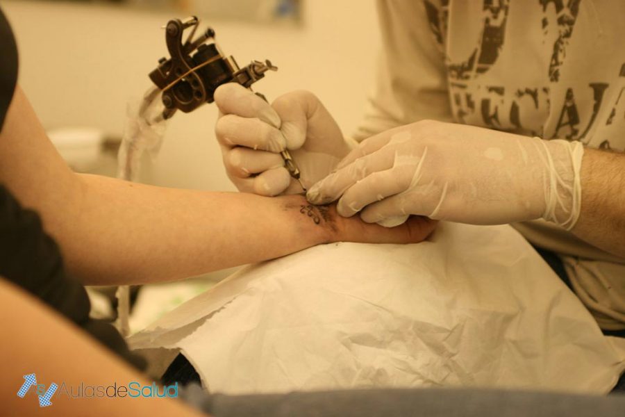 CURSO HIGIÉNICO SANITARIO – AulasdeSalud.com CURSO HIGIÉNICO SANITARIO - AulasdeSalud.com
